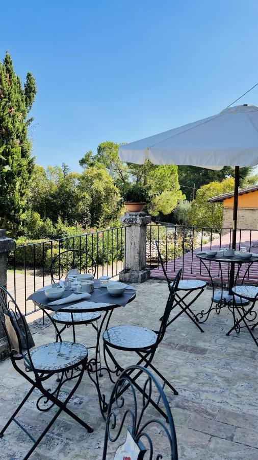 B&B Villa Dei Priori モンサンポーロ・デル・トロント エクステリア 写真