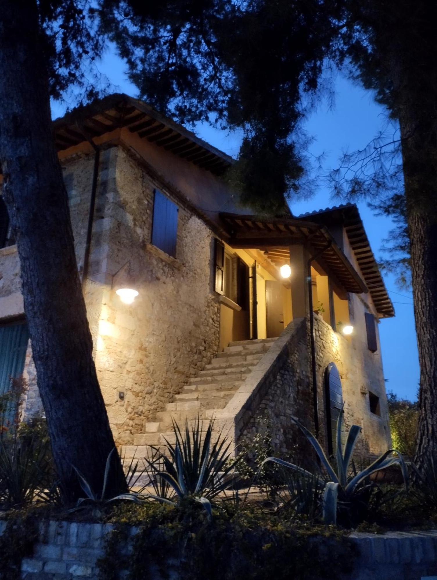 B&B Villa Dei Priori モンサンポーロ・デル・トロント エクステリア 写真