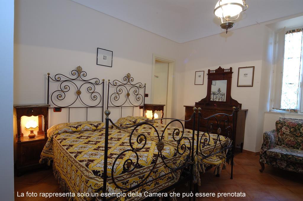 B&B Villa Dei Priori モンサンポーロ・デル・トロント エクステリア 写真